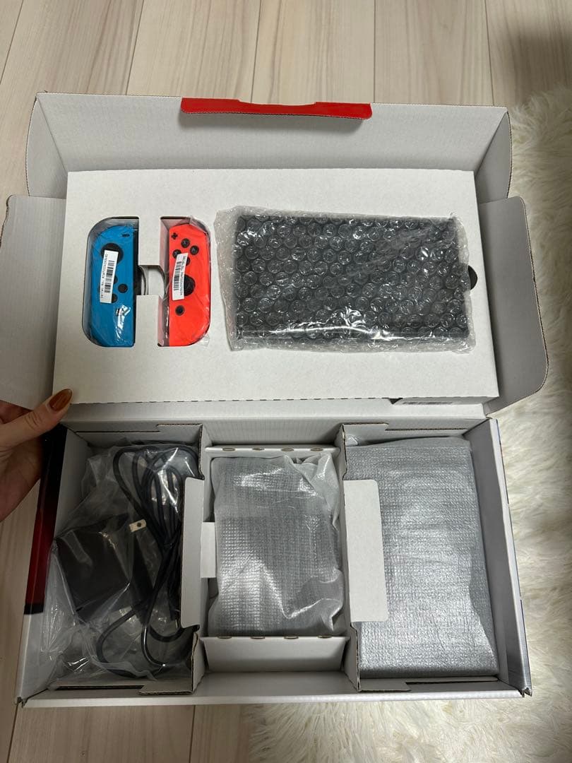 【中古】Nintendo Switch　ニンテンドースイッチ本体セット