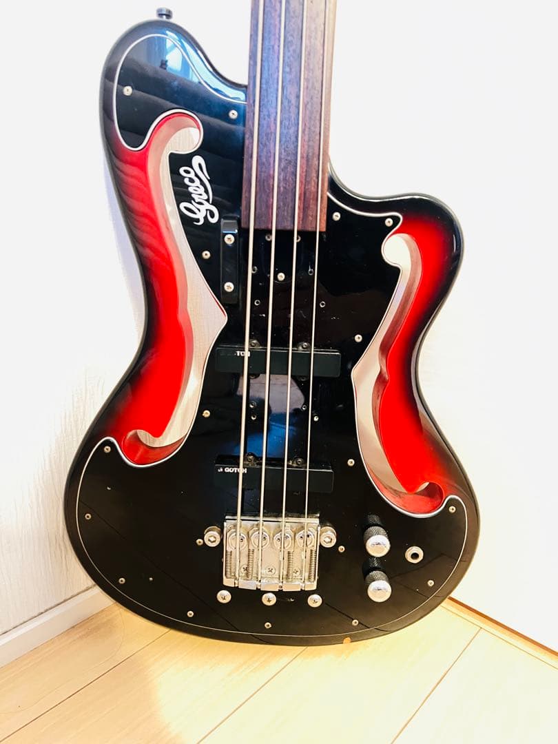 激レア　Greco / A-100FL BK カスタム フレットレスベース