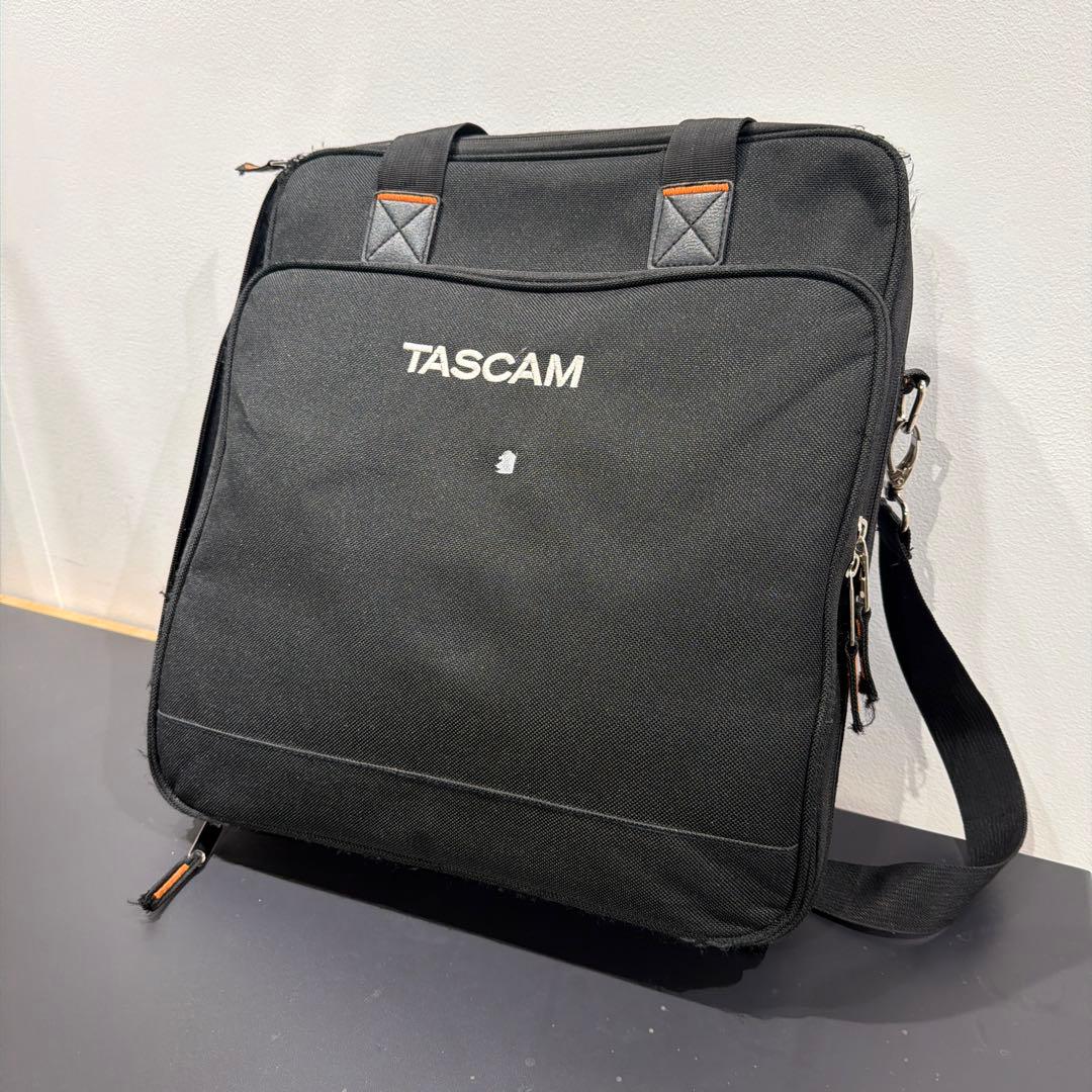 TASCAM Model12 デジタル・レコーディングミキサー 純正ケース付
