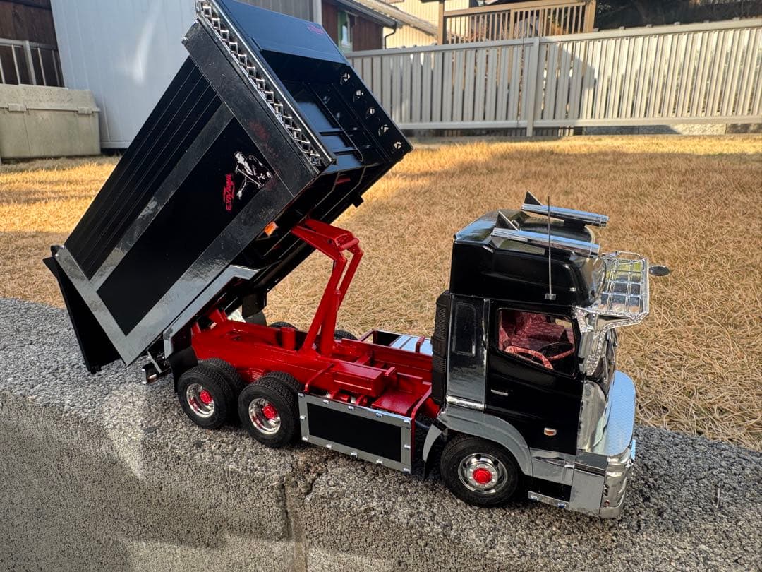 値下げ　アオシマ 1/32 深箱ダンプ改17プロフィア　YAZAWA仕様完成品