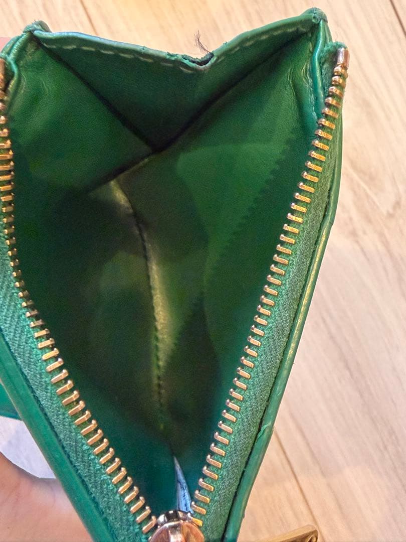 BOTTEGA VENETA 緑 二つ折り財布