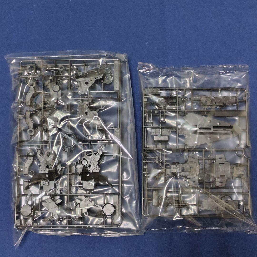 未組立品 MG 1/100 サザビー メタリックコーティングバージョン シャア