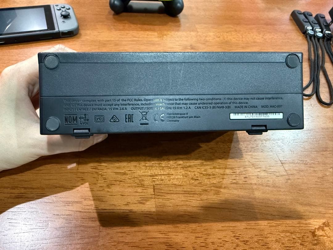 【超美品】Nintendo Switch 本体 2018年式 付属品セット