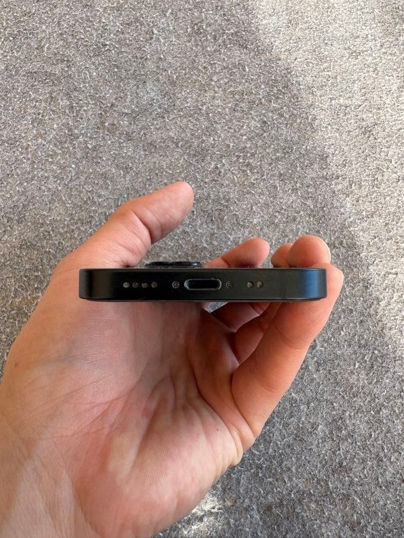 iPhone 13 mini 256GB SIMフリー　ケーブル付