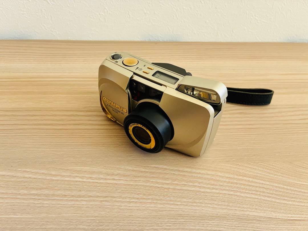 hana　オリンパス μ[mju:] ZOOM 140 DELUXE