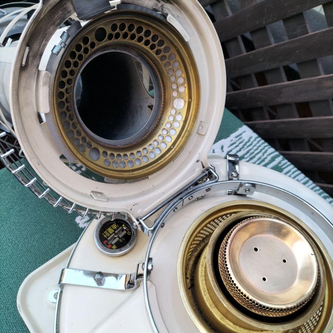 アラジン メン テナンス済。純正芯交換済。取り扱い説明書。ベージュ