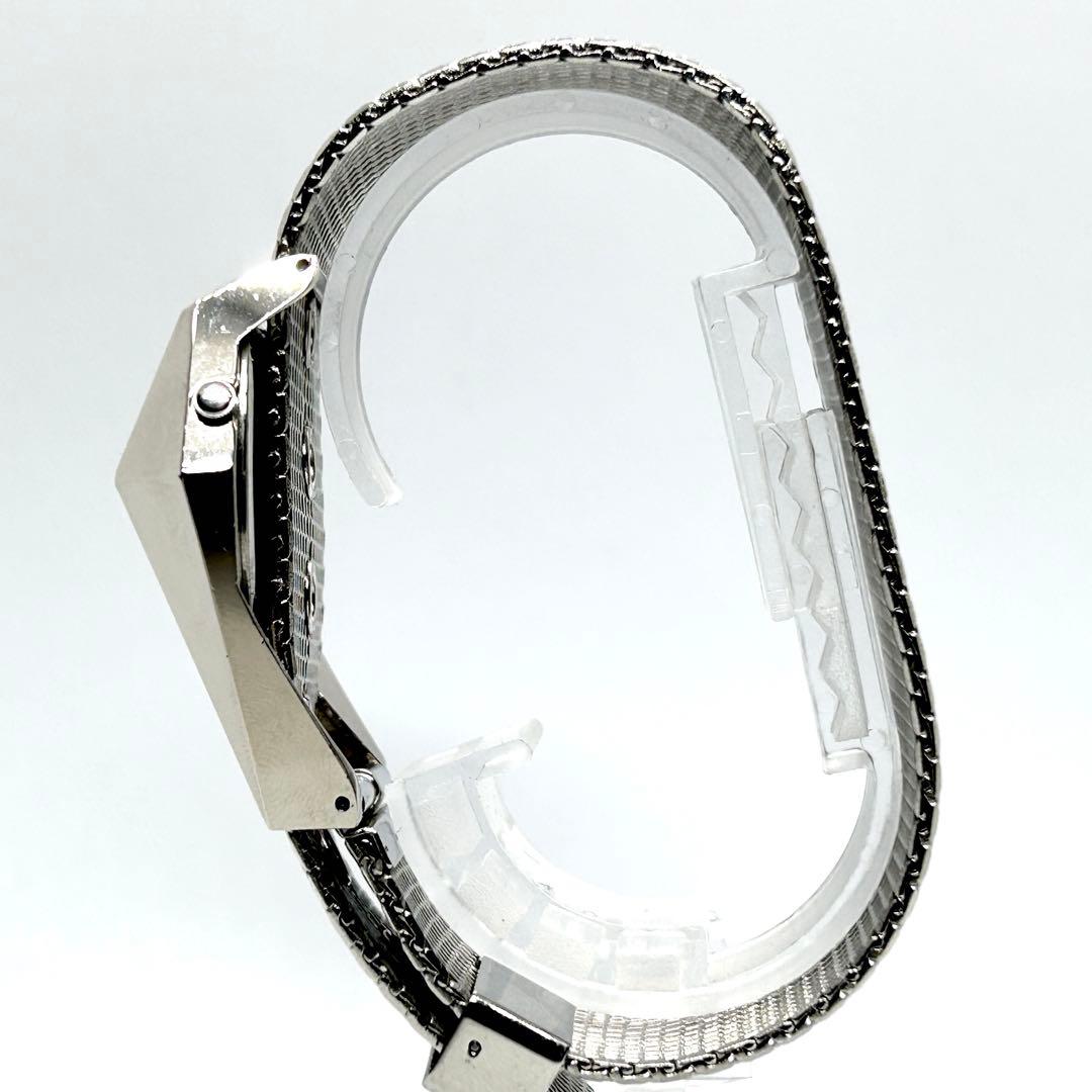 新品電池 稼働 ジャンポールゴルチエ QZ カットガラス シルバー メンズ