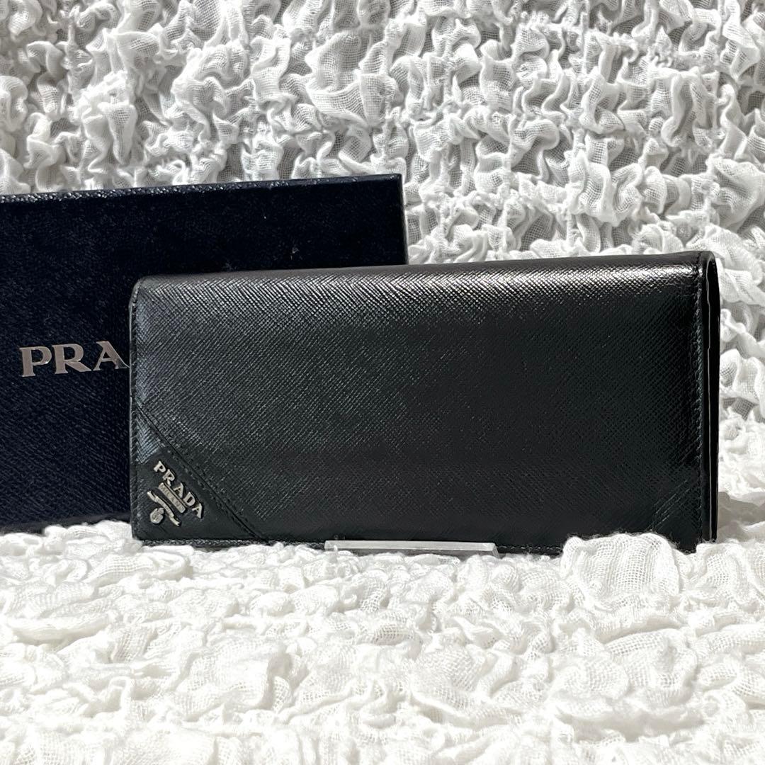 美品✨近年 PRADA 長財布　二つ折り　サフィアーノレザー　ウォレット　黒