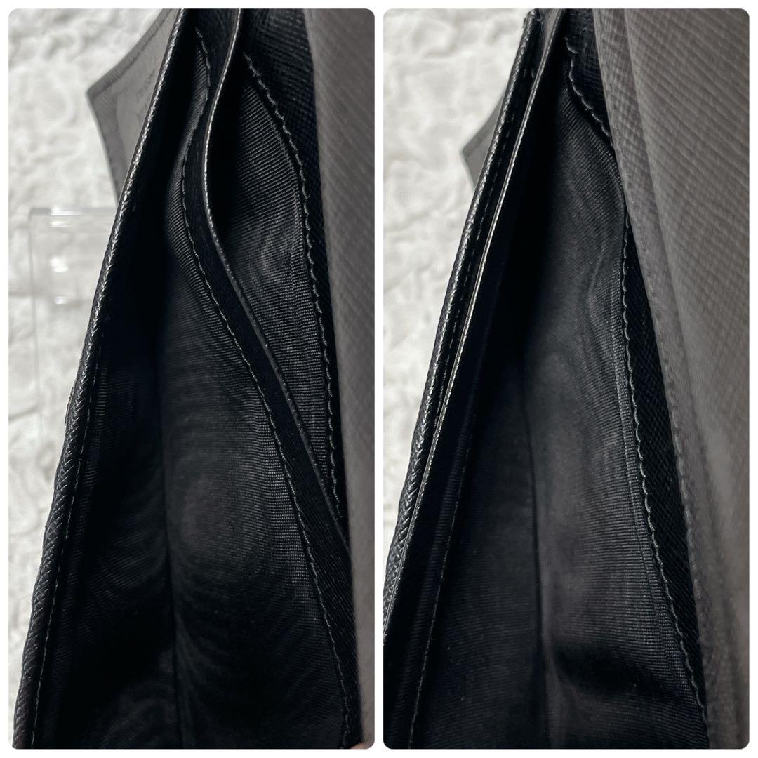 美品✨近年 PRADA 長財布　二つ折り　サフィアーノレザー　ウォレット　黒