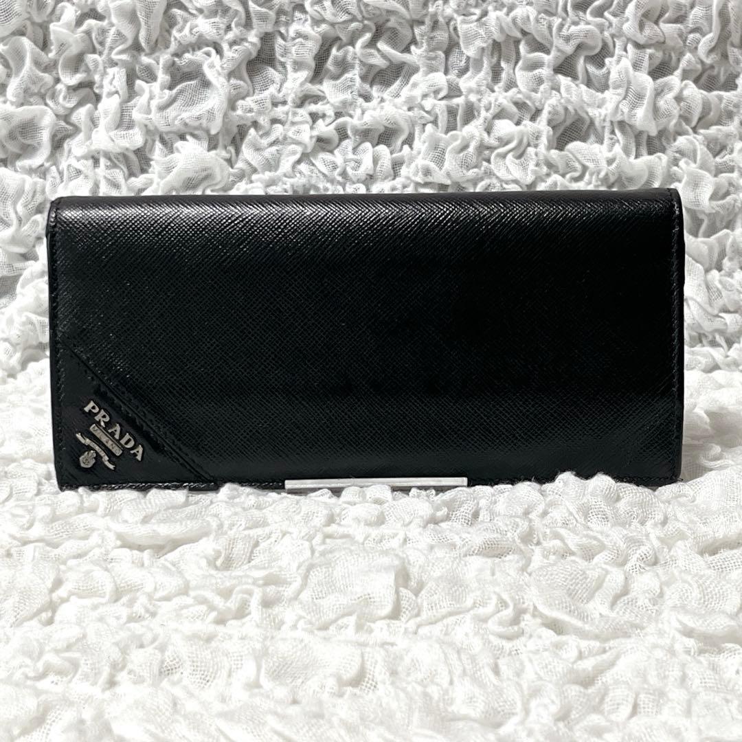 美品✨近年 PRADA 長財布　二つ折り　サフィアーノレザー　ウォレット　黒