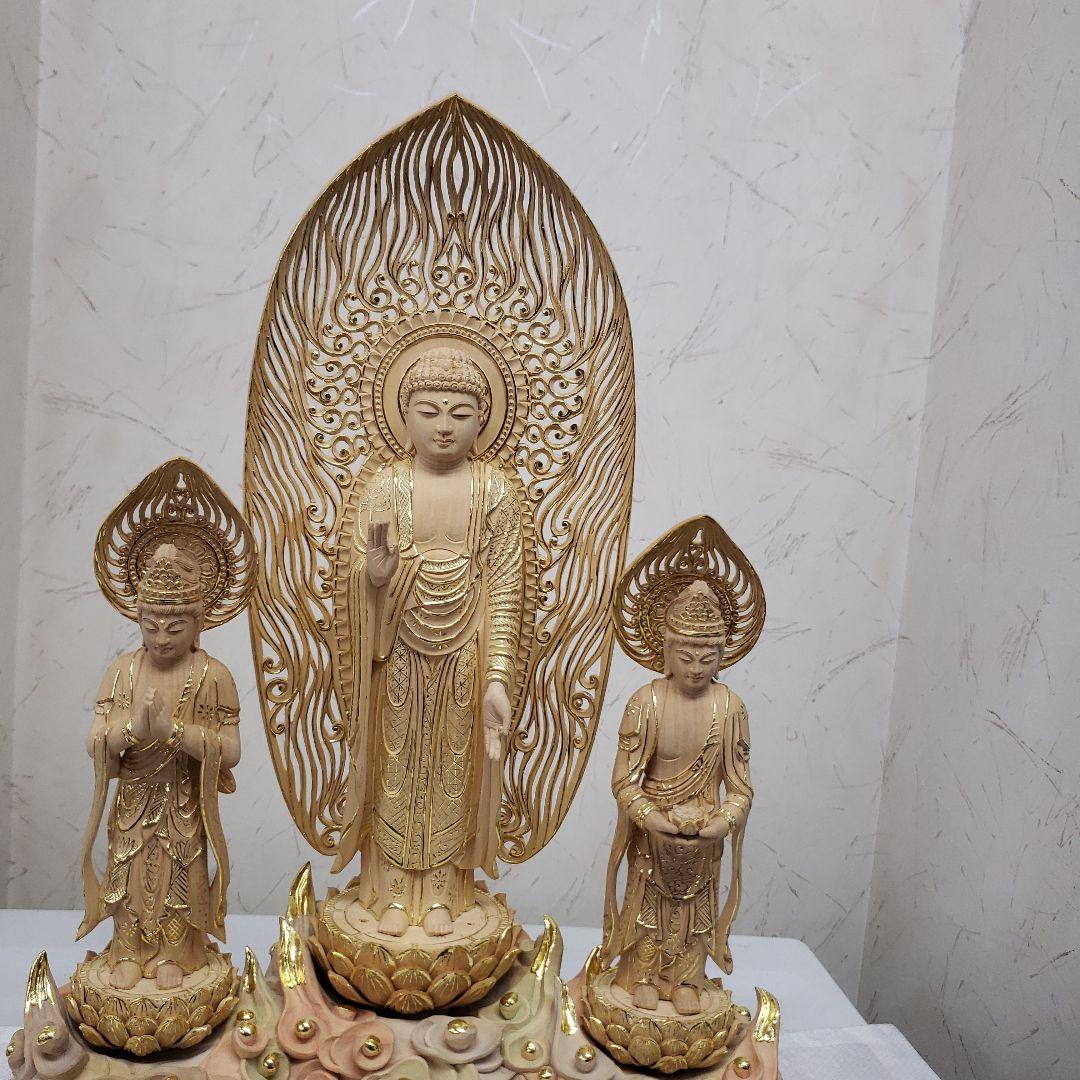 Ｂフライデー　仏像★伽耶材 阿弥陀如来三尊像6寸立★観音菩薩・勢至菩薩淡彩色錐金