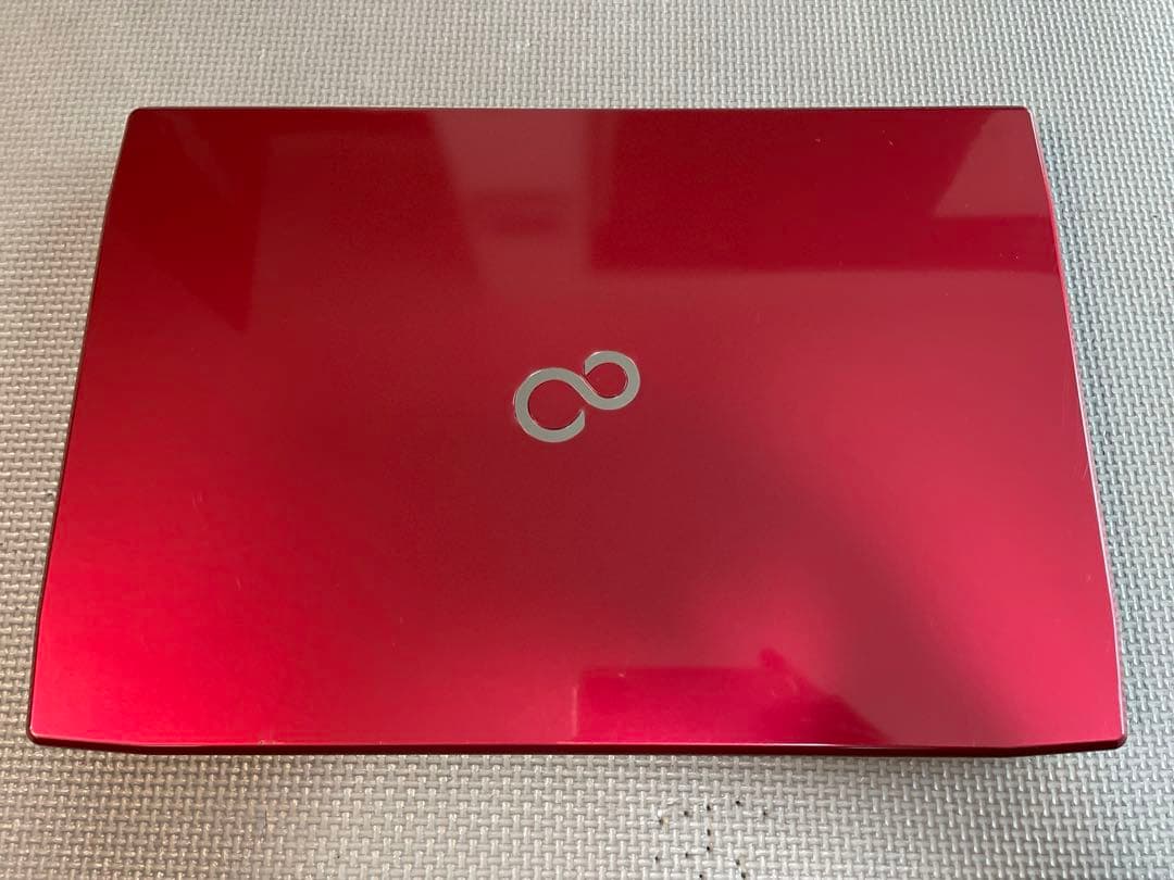 富士通　ノートパソコン