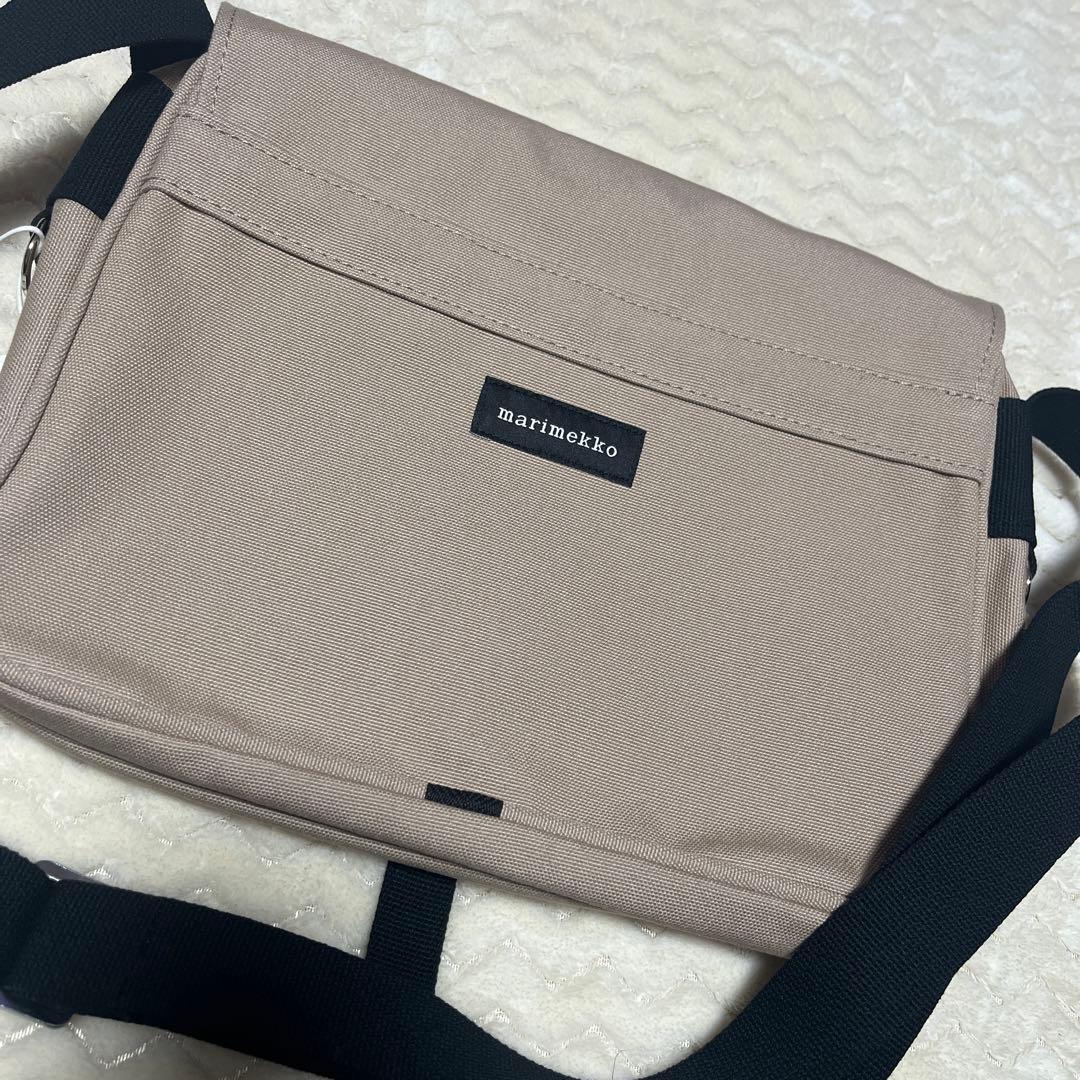 きゃのん さま専用 新品未使用 marimekko マリメッコ ショルダーバック