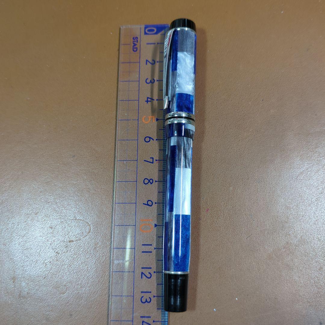 パ−カ− 限定仕様(青と白のマーブル模様 )万年筆