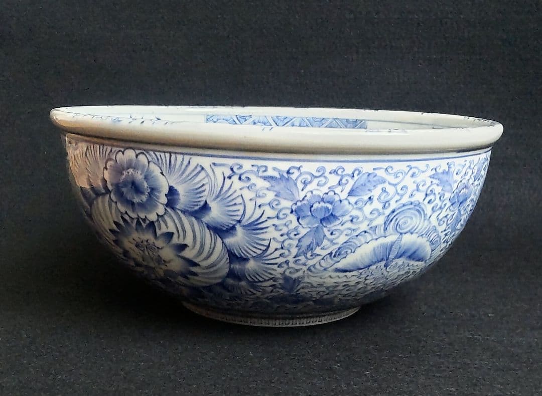 古伊万里　染付　大鉢　線描き