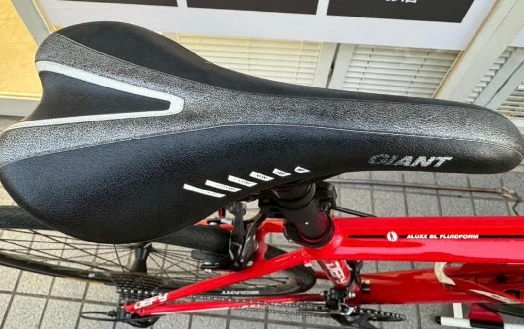 GIANT DEFY3 2012　RED　中古　千葉県本八幡駅周辺　直引き限定