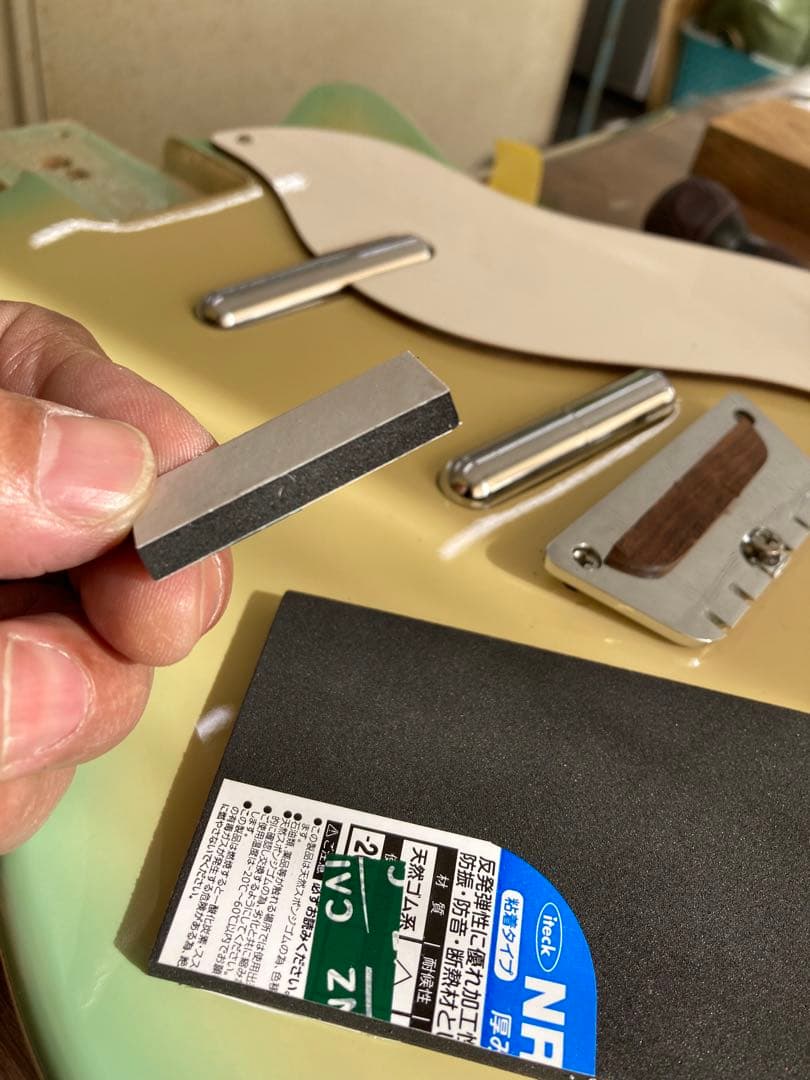 かわかっこいいダンエレクトロ 59DCビグスビー改