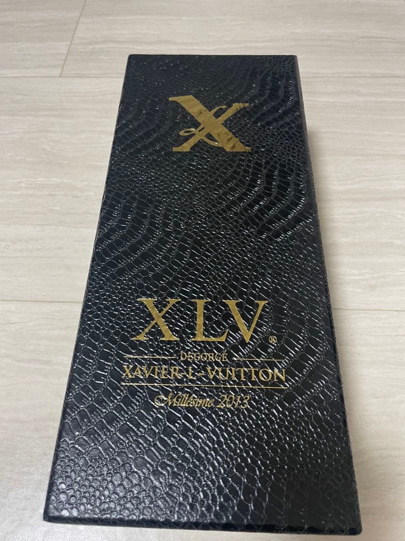 新品未開栓⭐️XLV シャンパン 2013年750ml