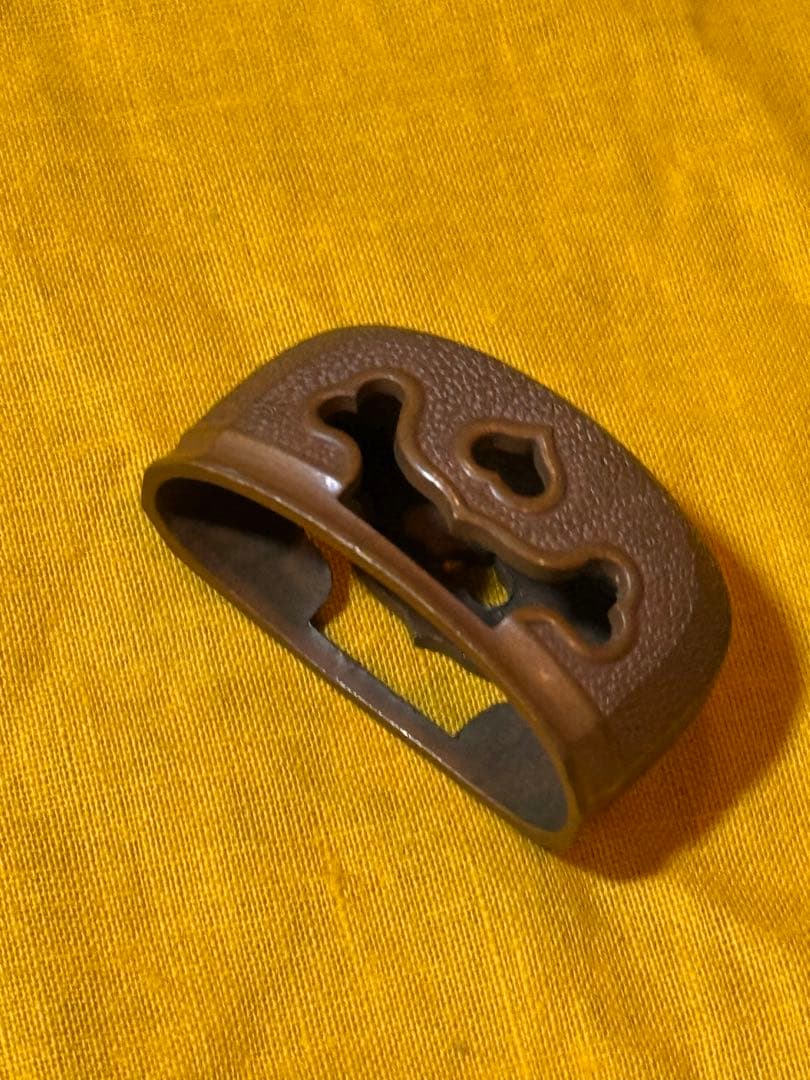 軍刀　素銅地石目　猪目透　刀装具四点　未使用