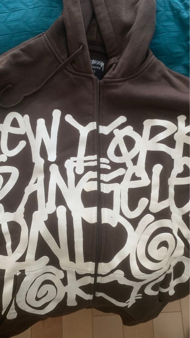 Stussy ジップパーカー