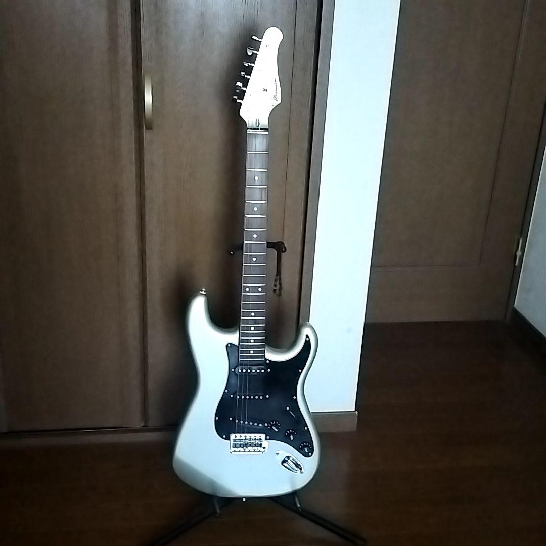 MAVIS　メイビス　イシバシ楽器　エレキギター 　シルバー