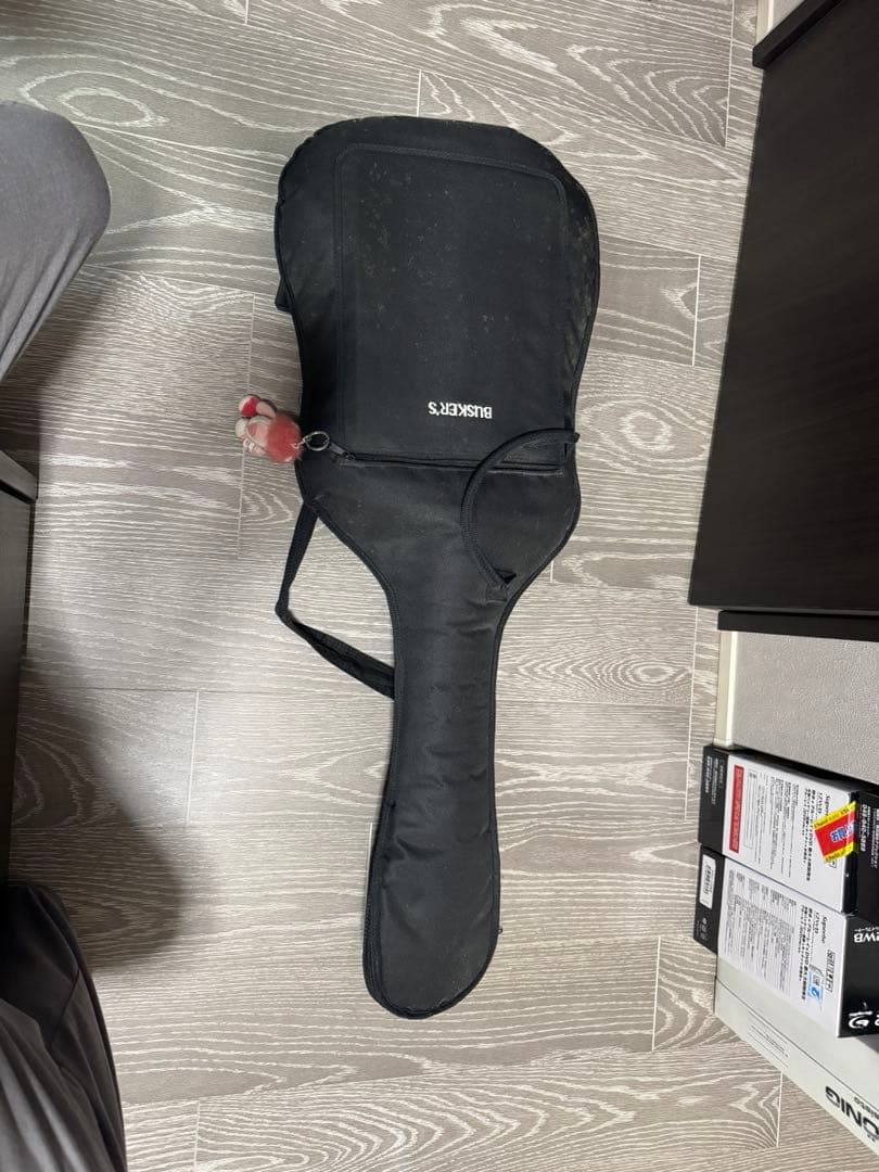 BUSKER'S エレキギター レッド ストラップ付き