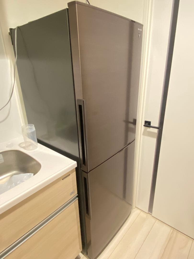 2024年製　SHARP冷蔵庫　280L SJ-PD28K