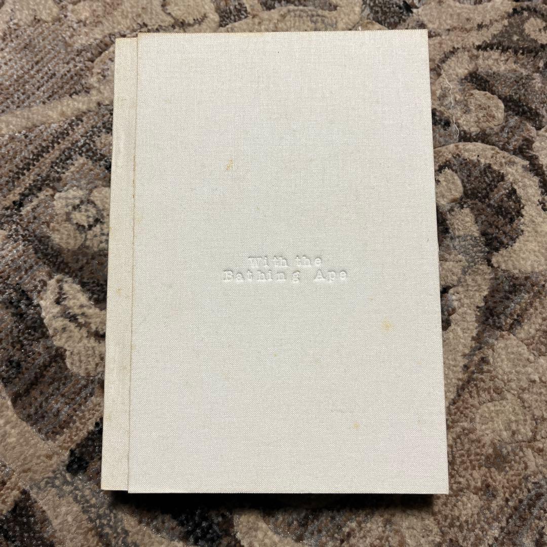 芸術写真 wite the Bathing Ape artbook