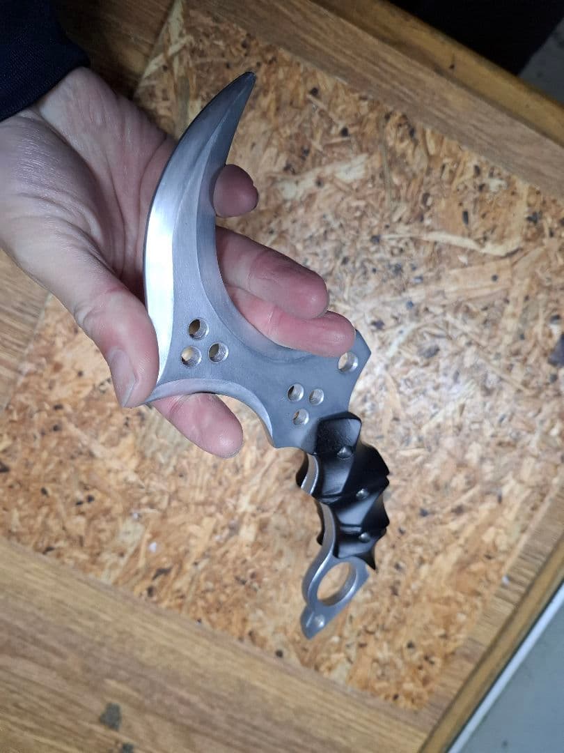 カスタム　カランビット　6