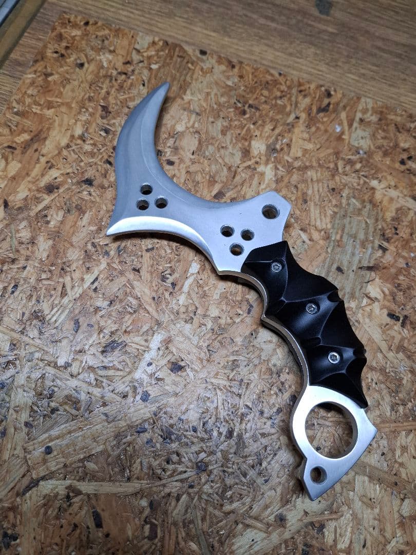 カスタム　カランビット　6