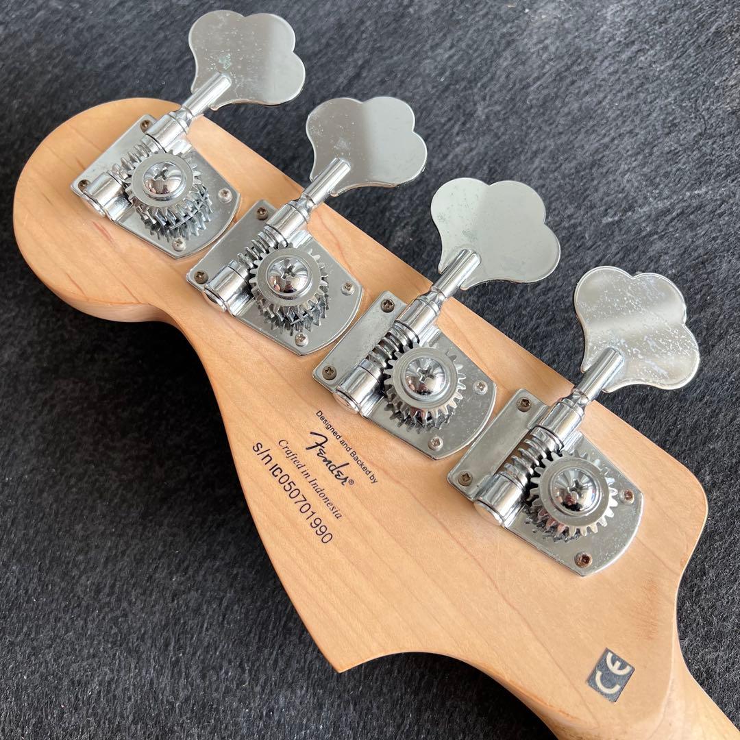 A41美品✨　Squier by Fender Jazz Bass エレキギター