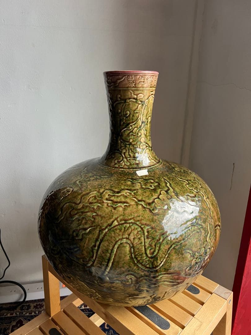 中国古美術　花瓶　在銘 大明宣德年製