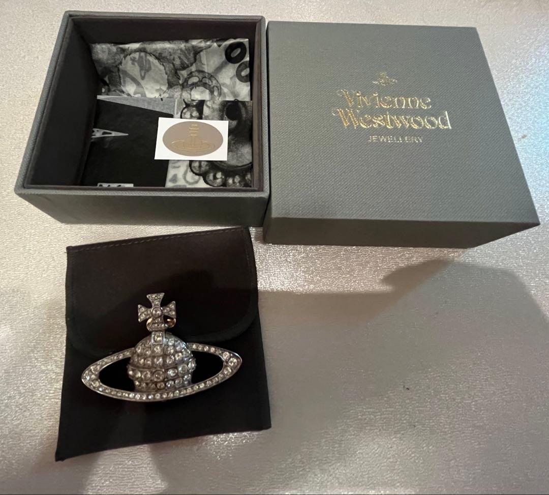 ヴィヴィアンウエストウッド オーブ ブローチ 国内正規店購入 未使用品