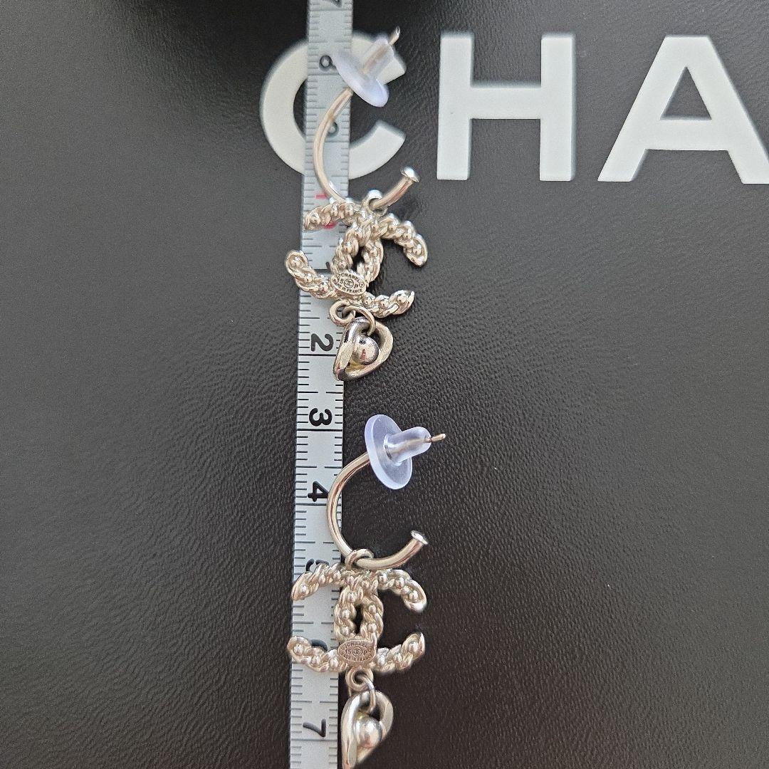 CHANEL CCロゴ シルバーピアス