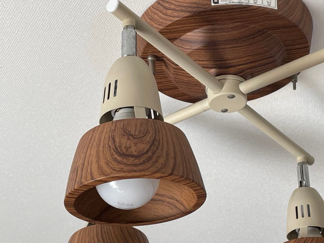 美品　アートワークスタジオ　スポットライト　4灯　電球付き