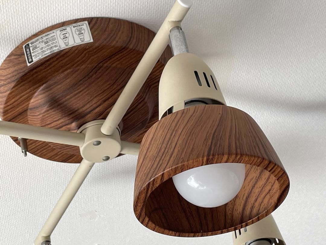 美品　アートワークスタジオ　スポットライト　4灯　電球付き