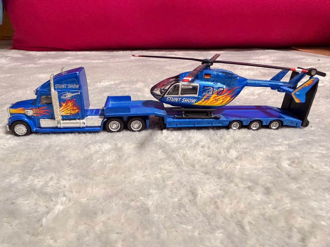 Siku Super 1853 ヘリコプター輸送トレーラー