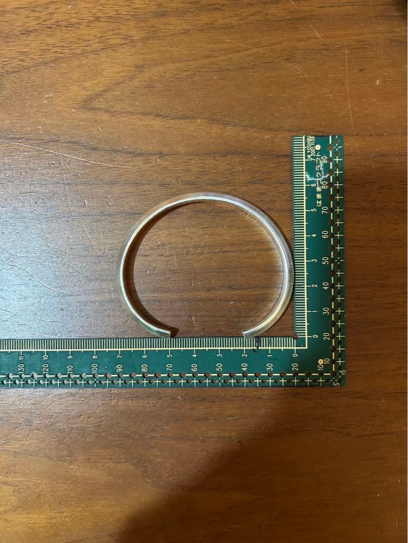 カレンシルバーバングル 角 Karen Silver Bangle