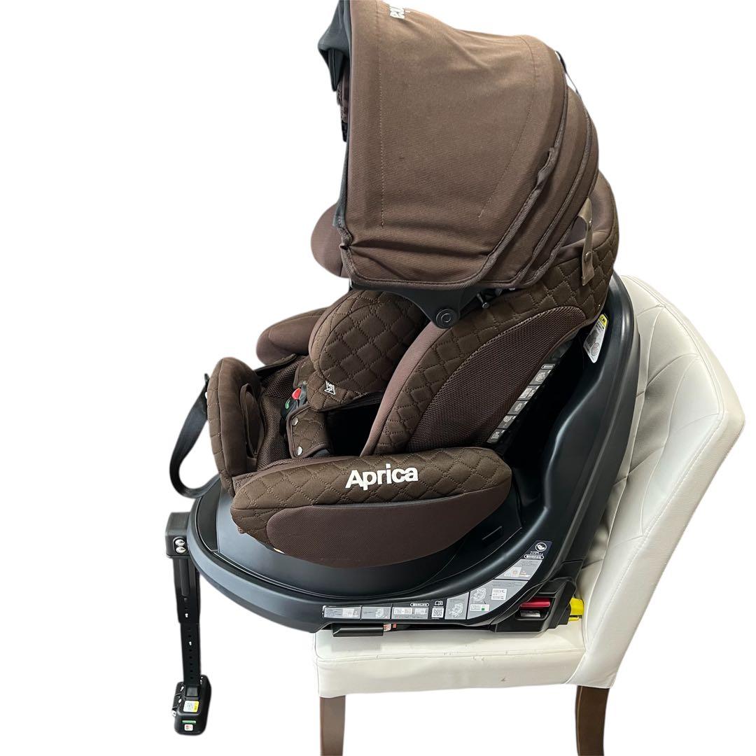 美品☆アップリカチャイルドシート フラディアグロウisofix DX