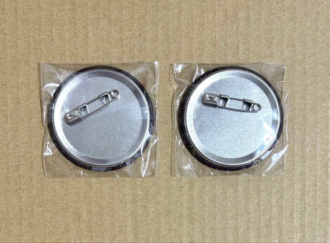 進撃の巨人 リヴァイ　東京駅いちばんプラザ ポップアップストア 缶バッジ