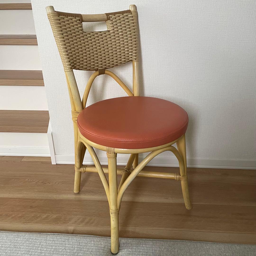 【美品】軽くて丈夫　ラタンチェア　　椅子　2脚セット