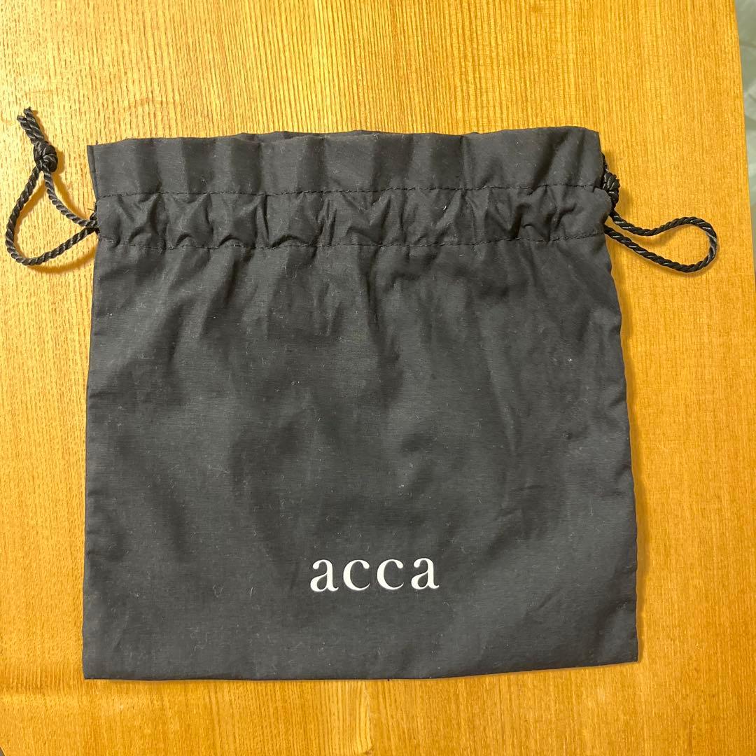 accca ブラック スワロフスキー　カチューシャ　 収納袋付き