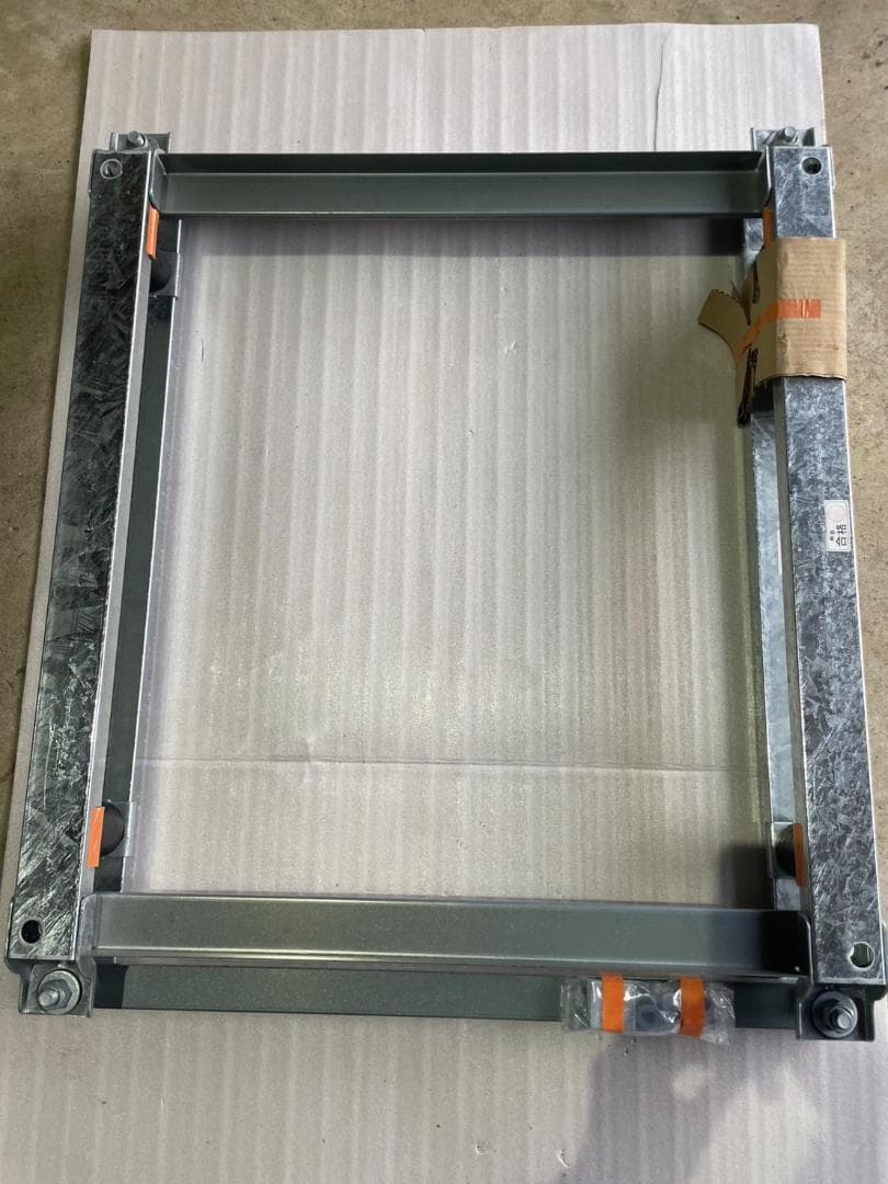 値引き！！未使用★K-KSV335GHB ダイキン専用防振架台