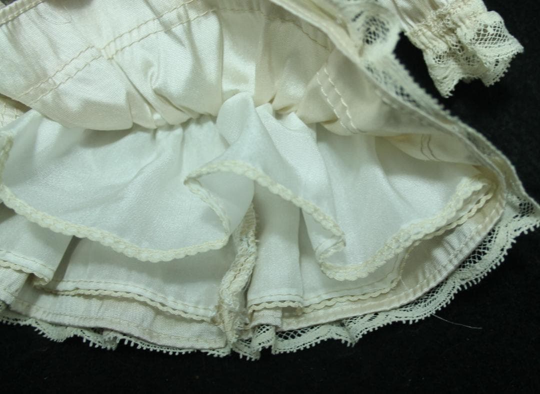 ◎新品◎タグ付き美品　27～28cm　ビスクドール用　シルクドレス フランス製