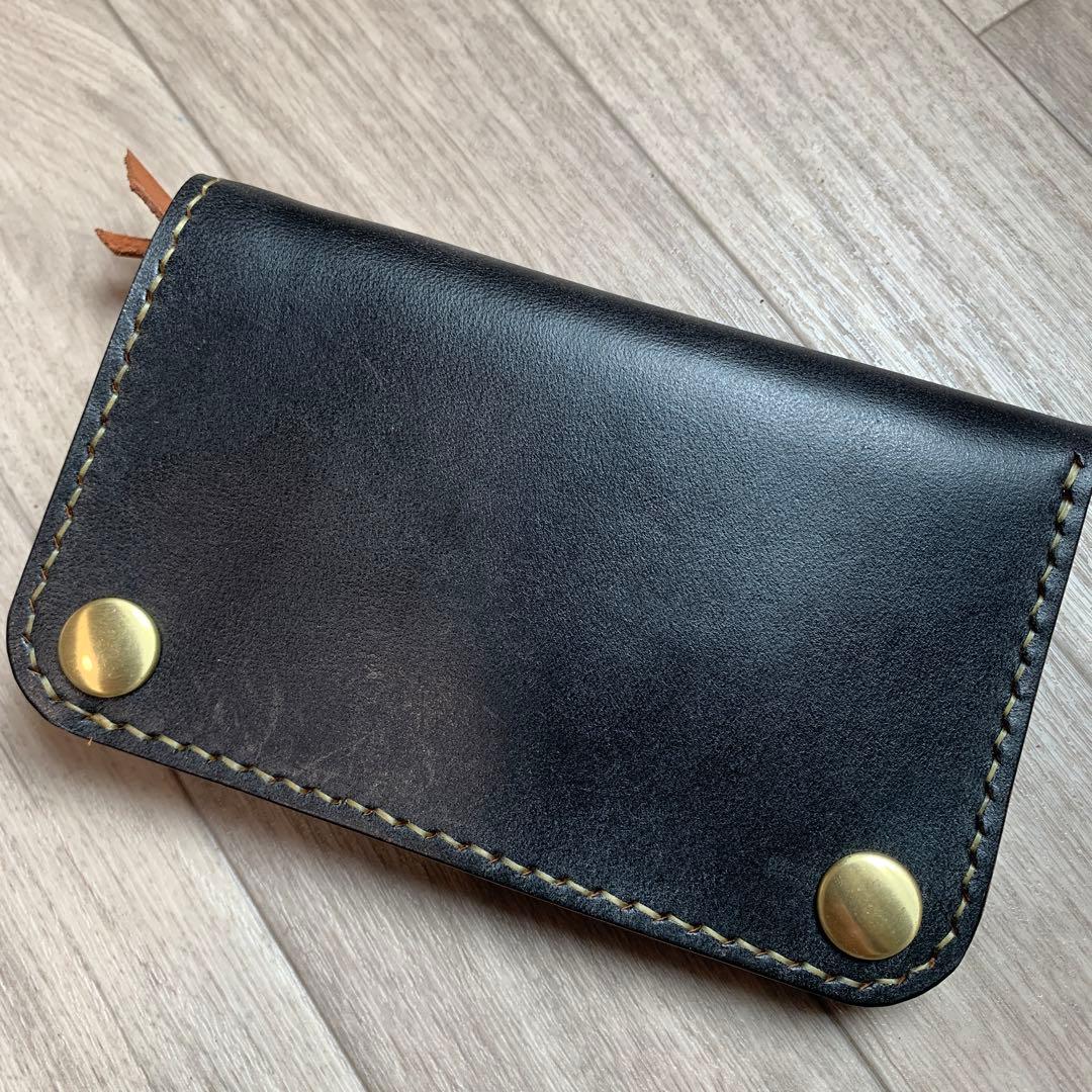 【茶芯】ブラック×ブラウン　トラッカーウォレットミドル　真鍮　お札を折らずに収納