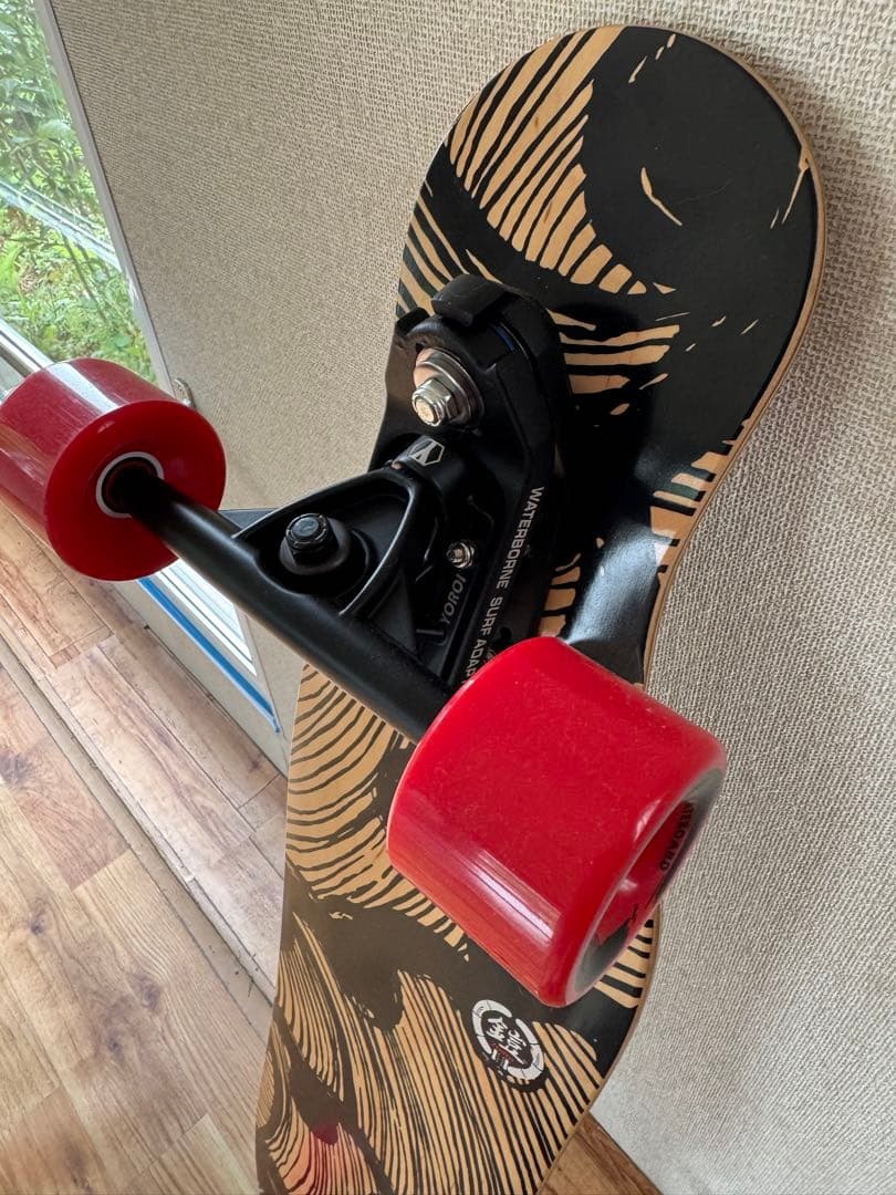 鎧（YOROI）スケートボード ウォーターボーン付