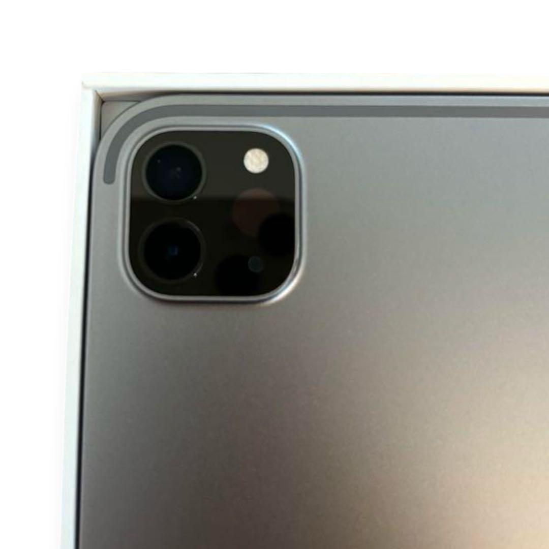 Apple iPad Pro （第6世代）Magic keyboard付き