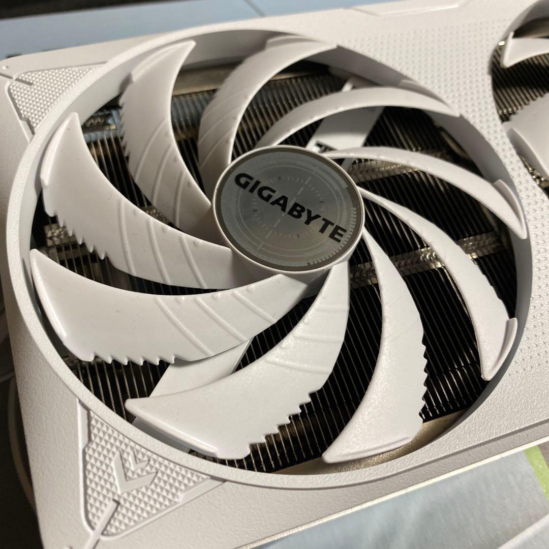 グラフィックボード・グラボ・ビデオカード GIGABYTE RTX 5060Ti EAGLE OC ICE 16GB