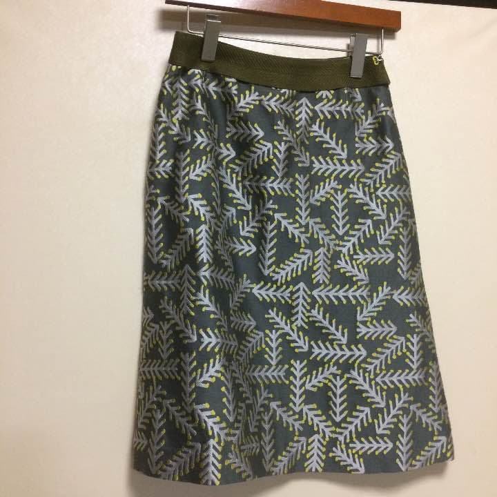 ミナペルホネン スカート