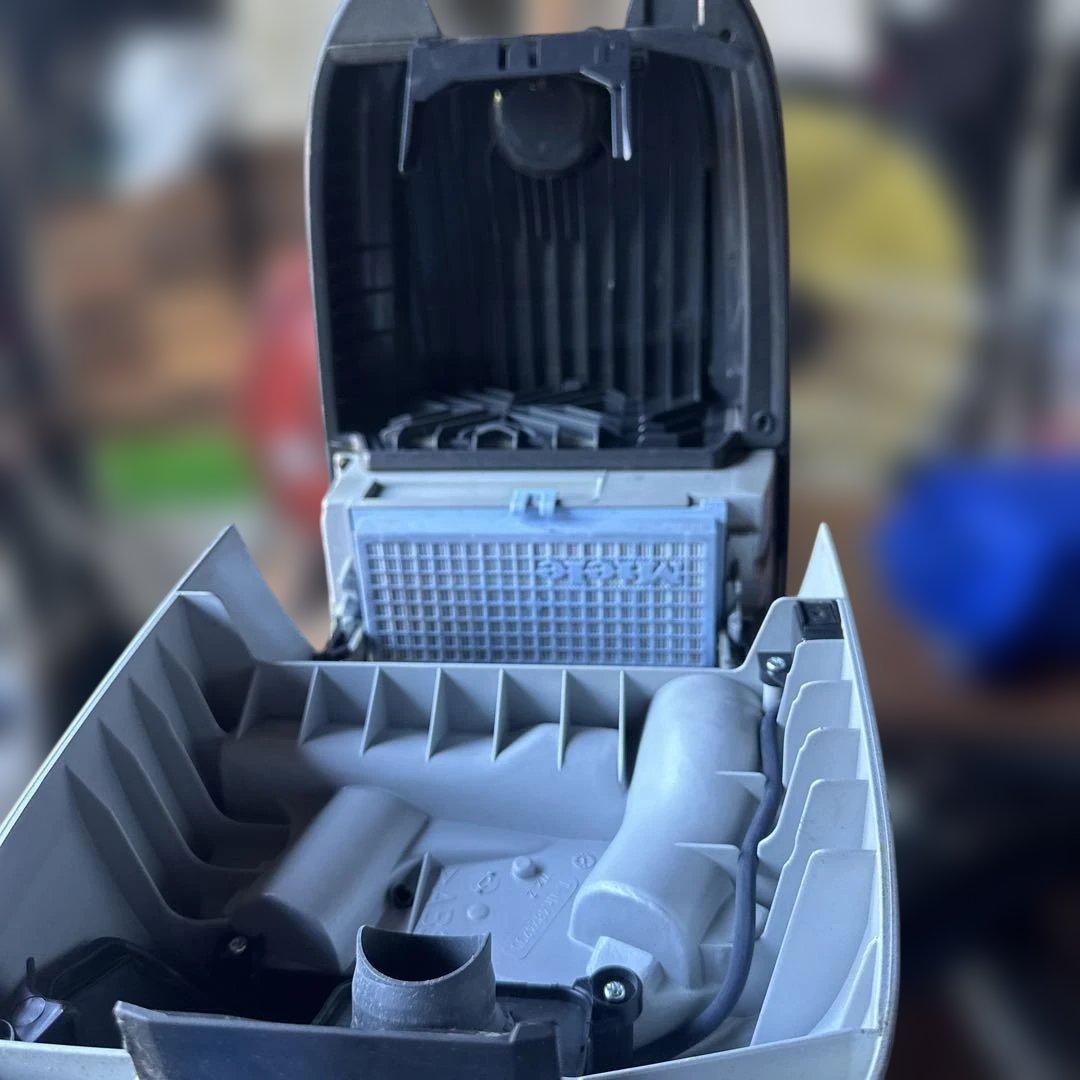 掃除機・クリーナー Miele S344i Silver Star